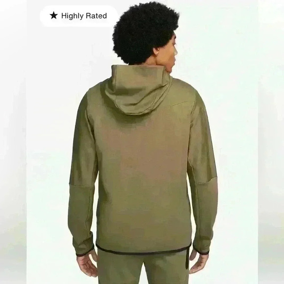 Men’s Nike Sportswear Tech Fleece Lightweight - Picture 2 of 6